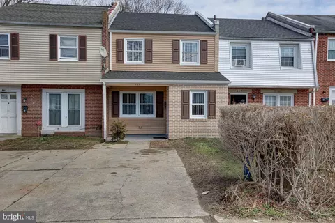 Exterior - 465 Barrister Pl, Dover, DE 19901 photo 3 of 3