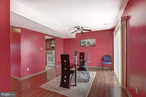 Dining - 465 Barrister Pl, Dover, DE 19901 photo 2 of 4