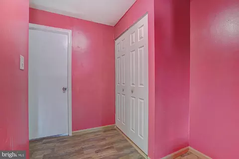 Entry Way - 465 Barrister Pl, Dover, DE 19901 photo 6 of 7