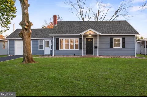 920 E Division St, Dover, DE 19901