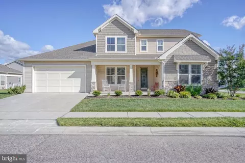 212 Skipping Stone Ln, Dover, DE 19904