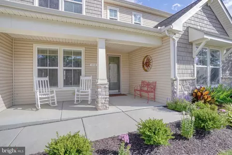 Exterior - 212 Skipping Stone Ln, Dover, DE 19904 photo 1 of 4