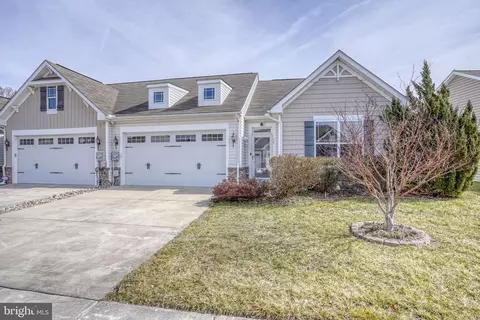 Exterior - 74 N Red Haven Ln, Dover, DE 19901 photo 1 of 7