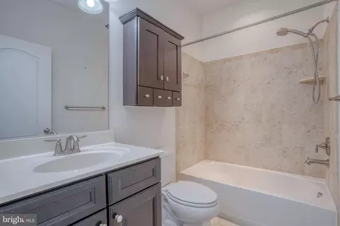 Bath - 74 N Red Haven Ln, Dover, DE 19901 photo 1 of 2