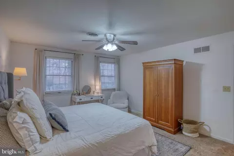 Bedroom - 6 Crossley Dr, Dover, DE 19901 photo 2 of 10
