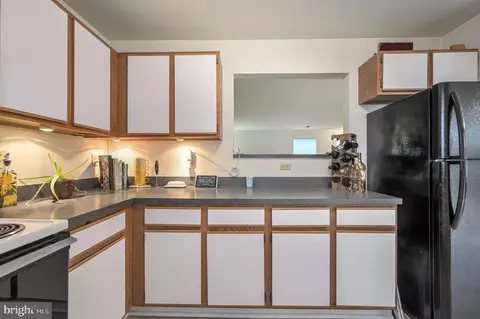 Kitchen - 114 Thames Dr, Dover, DE 19904 photo 2 of 2