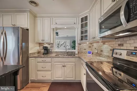 Kitchen - 1119 Bison Rd, Dover, DE 19904 photo 3 of 3