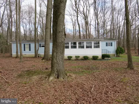 1126 Myers Dr, Hartly, DE 19953