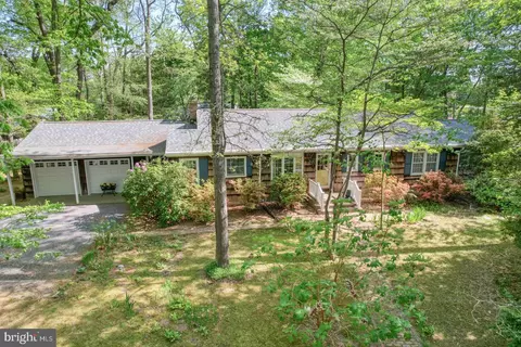 54 Huntley Cir, Dover, DE 19901