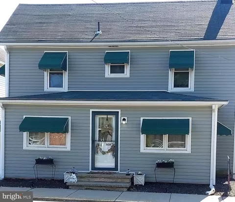 11 N Main St, Magnolia, DE 19962