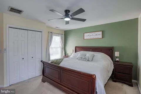 Bedroom - 31 Washington St, Dover, DE 19901 photo 6 of 7