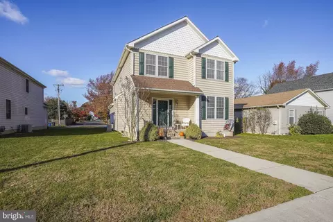Exterior - 53 Washington St, Dover, DE 19901 photo 1 of 2