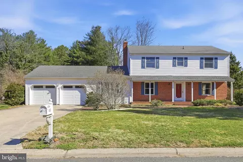 135 N Fairfield Dr, Dover, DE 19901