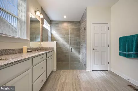 Entry Way - 38 Leander Dr, Dover, DE 19904 photo 15 of 15