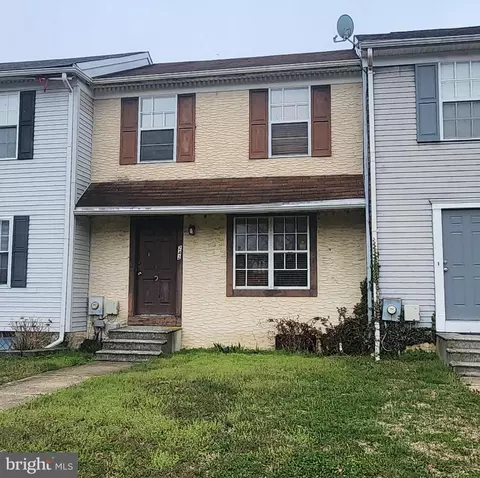 242 Green Blade Dr, Dover, DE 19904