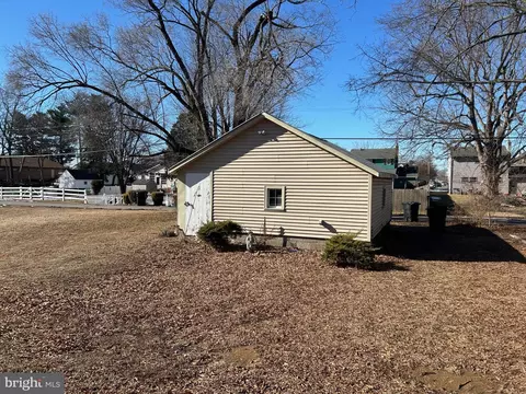 748 S State St, Dover, DE 19901 photo 6