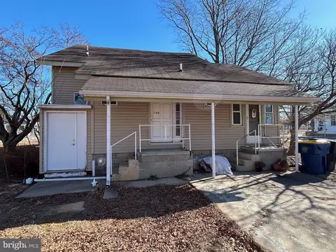 748 S State St, Dover, DE 19901 photo 5