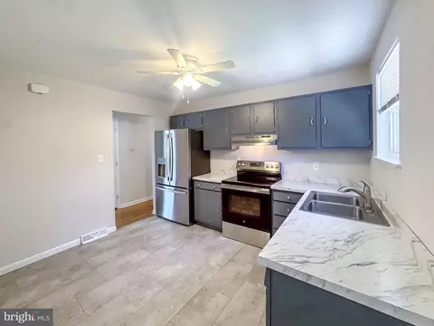 Kitchen - 575 Crawford Ave, Dover, DE 19901 photo 2 of 2