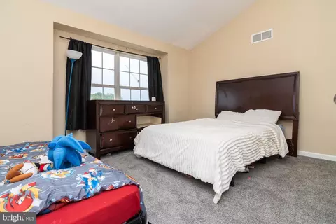 Bedroom - 185 W Sheldrake Cir, Dover, DE 19904 photo 1 of 4