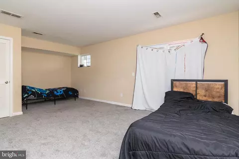 Bedroom - 185 W Sheldrake Cir, Dover, DE 19904 photo 4 of 4