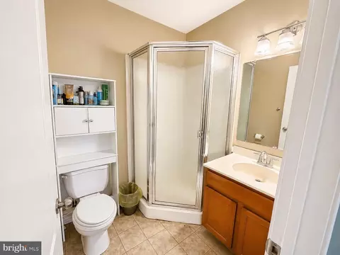Bath - 185 W Sheldrake Cir, Dover, DE 19904 photo 1 of 1