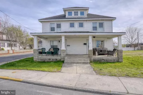 23-25 Clark St, Harrington, DE 19952