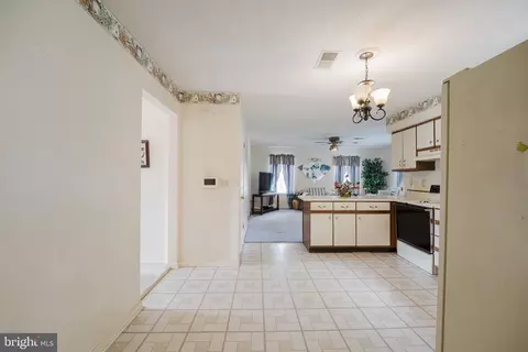 Entry Way - 1103 Dwight Ct, Dover, DE 19904 photo 2 of 3