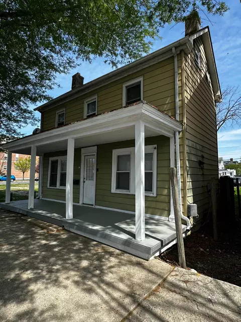 7 S Governors Ave, Dover, DE 19904