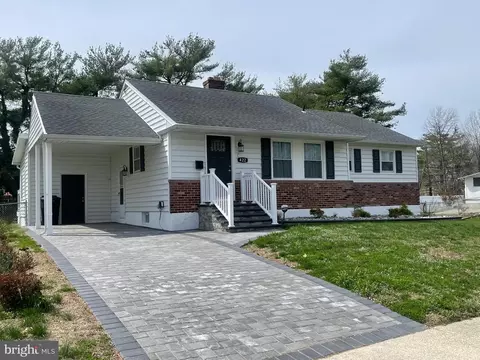 Exterior - 422 Frear Dr, Dover, DE 19901 photo 2 of 6