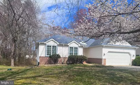 9 General Torbert Dr, Milford, DE 19963