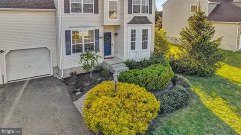 63 Stonebridge Dr, Felton, DE 19943