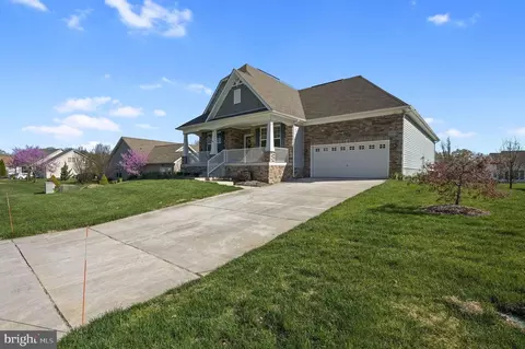 Exterior - 392 Winesap Ln, Dover, DE 19901 photo 2 of 4
