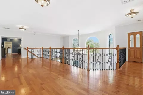 Entry Way - 17 N Chadwick Dr, Dover, DE 19901 photo 7 of 11