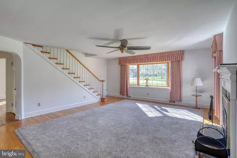 Living - 455 E Loockerman St, Dover, DE 19901 photo 1 of 6