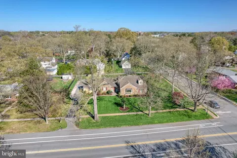 View/Area - 455 E Loockerman St, Dover, DE 19901 photo 2 of 8