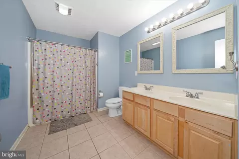 Bath - 3070 Fast Landing Rd, Dover, DE 19901 photo 3 of 3