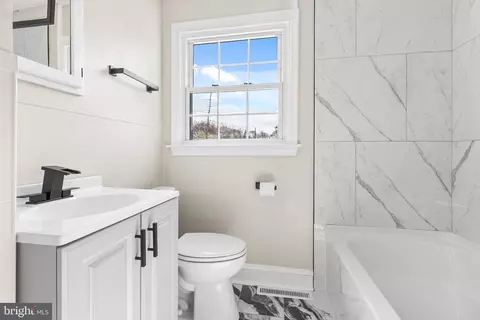 Bath - 781 S Halsey Rd, Dover, DE 19901 photo 1 of 3