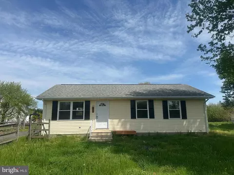 105 Downes Dr, Hartly, DE 19953
