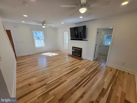 Living - 12 Clara St, Dover, DE 19904 photo 3 of 4