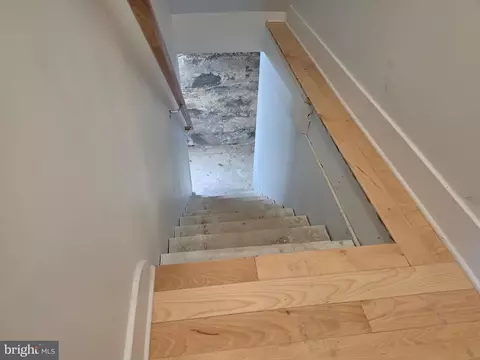 Entry Way - 12 Clara St, Dover, DE 19904 photo 3 of 10