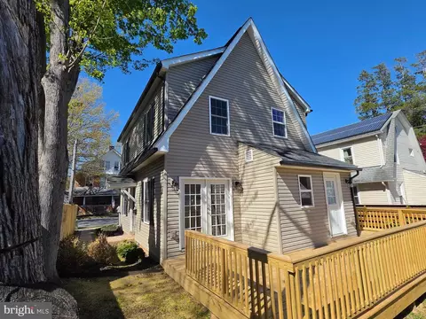 Exterior - 12 Clara St, Dover, DE 19904 photo 5 of 11