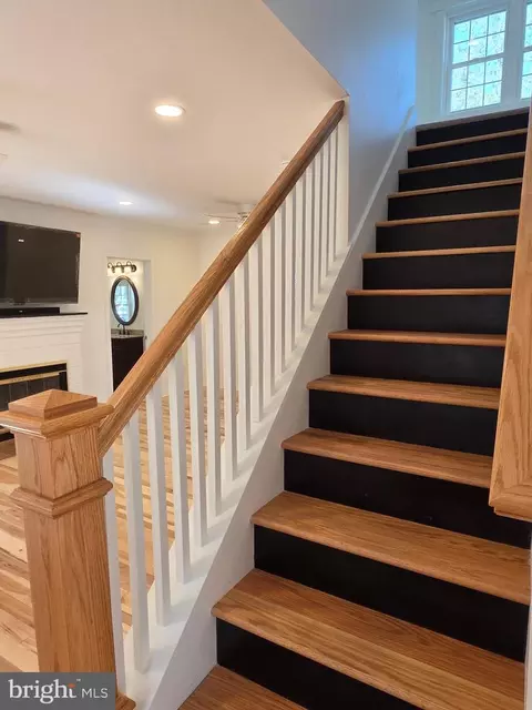 Entry Way - 12 Clara St, Dover, DE 19904 photo 6 of 10