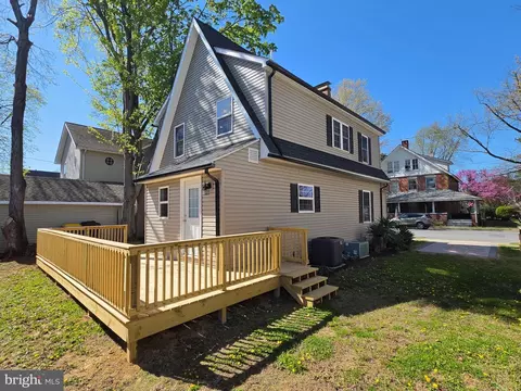 Exterior - 12 Clara St, Dover, DE 19904 photo 6 of 11