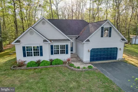 146 Shadywood Ln, Magnolia, DE 19962