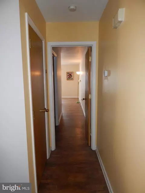 Entry Way - 207 Sheffield Dr, Dover, DE 19901 photo 4 of 6