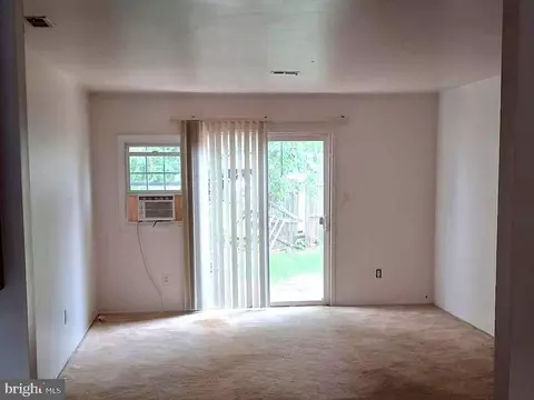 Living - 3006 Generals Way, Dover, DE 19901 photo 4 of 4