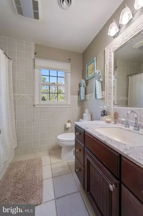 Bath - 183 N Fairfield Dr, Dover, DE 19901 photo 2 of 3