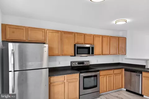 Kitchen - 376 Paradee Dr, Dover, DE 19904 photo 2 of 2