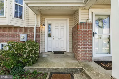 Exterior - 376 Paradee Dr, Dover, DE 19904 photo 5 of 8