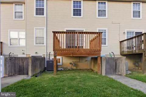 Exterior - 376 Paradee Dr, Dover, DE 19904 photo 8 of 8
